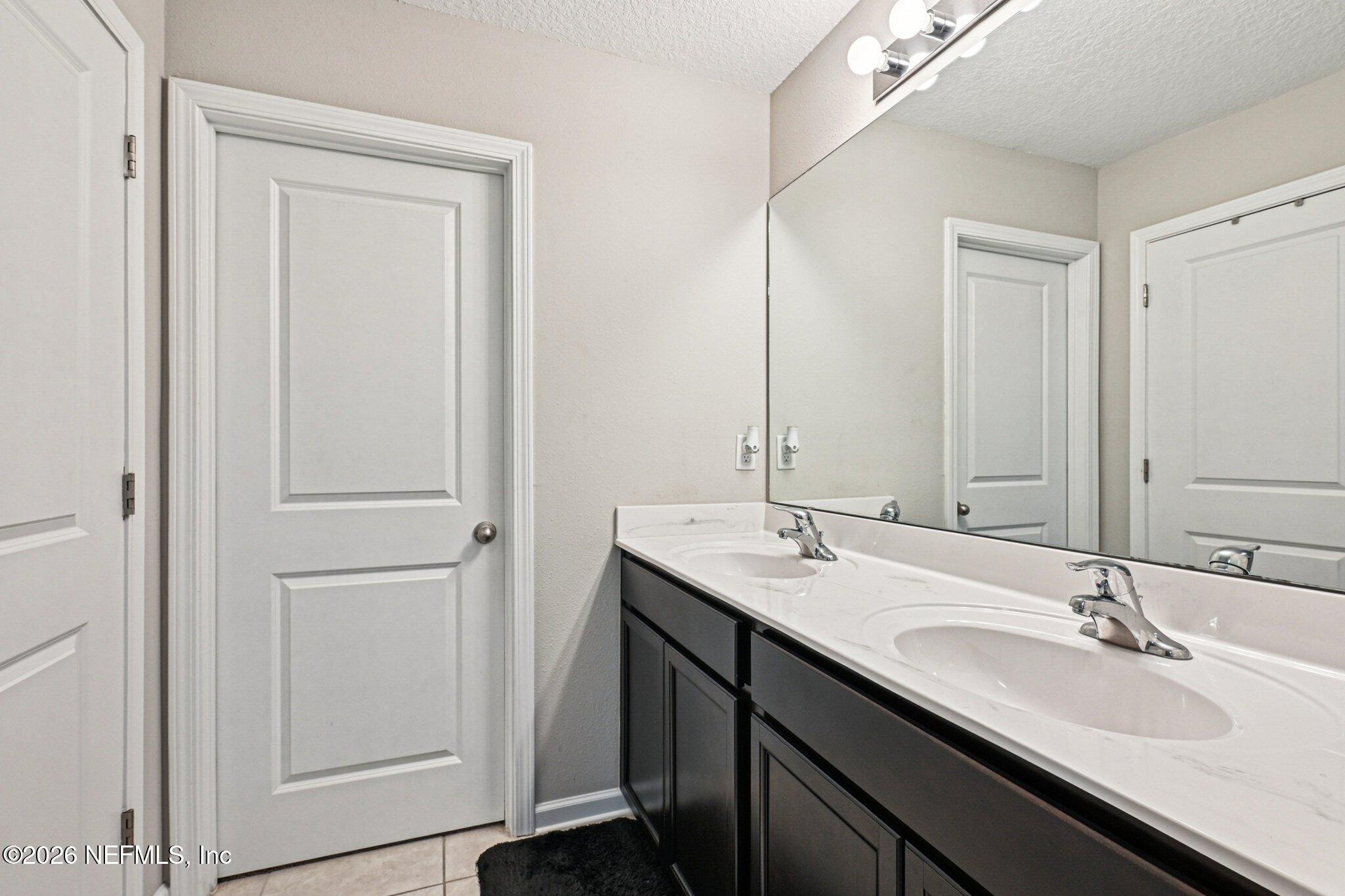 706 Meadow Ridge Drive St. Augustine, FL 32092 - Photo 27 of 67 Bathroom