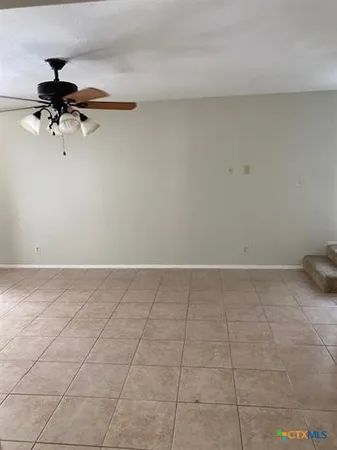 $1,600 | 6718 Silvermine Drive, Unit 302, Austin, TX 78736