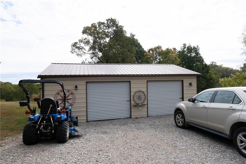 429 Ridge Road Georgetown, PA 15043 - Photo 20 of 25 Oversized 2.5 Car Garage