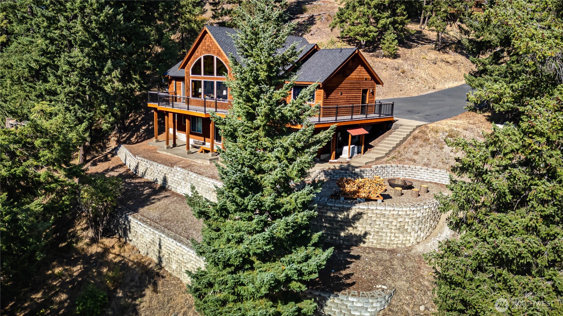 145 Lava Lane Ronald, WA 98940 - Photo 32 of 39 an aerial view of house with yard and entryway