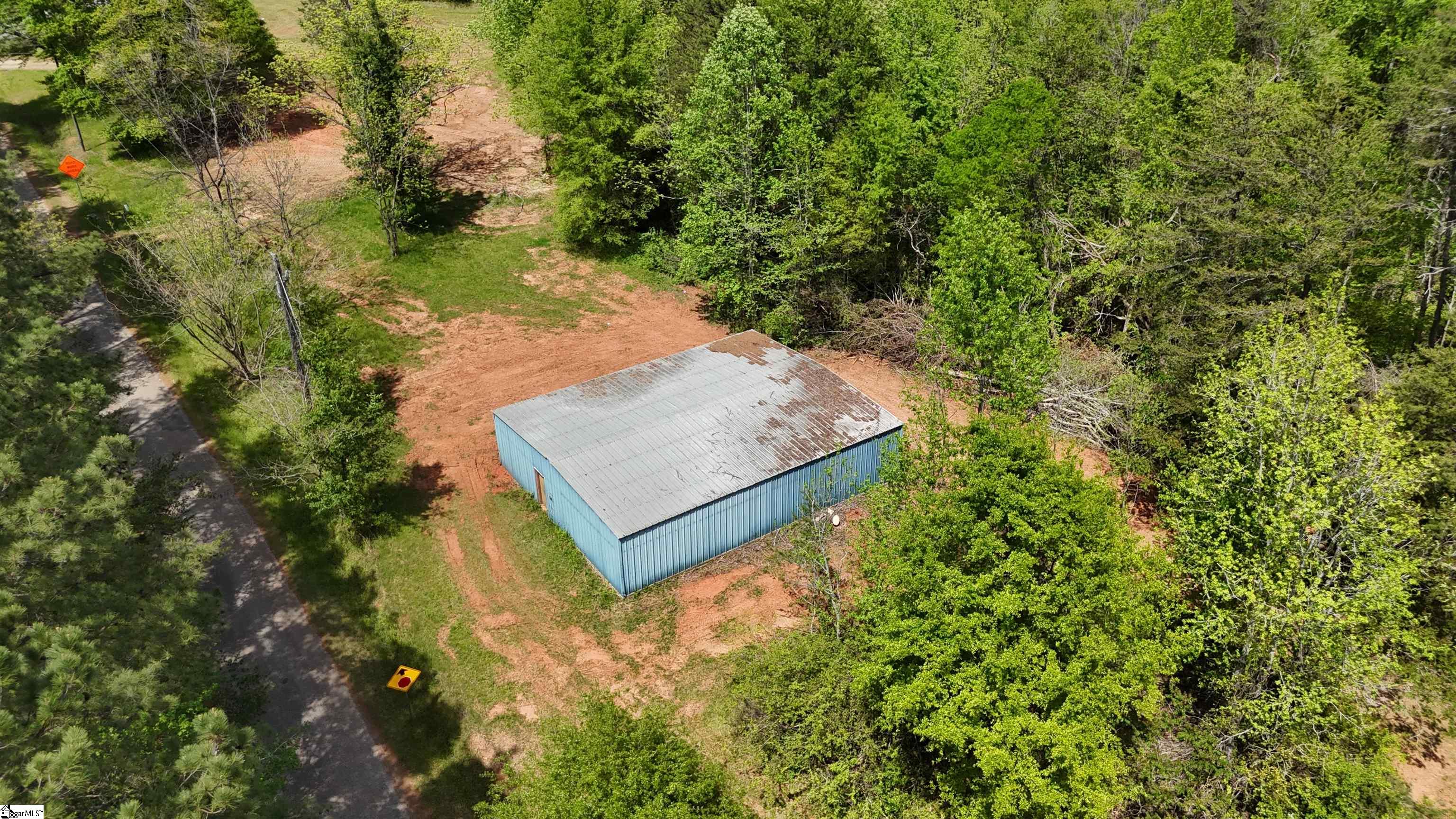 103 Monroe Bruce Farm Road Campobello, SC 29322 - Photo 6 of 7