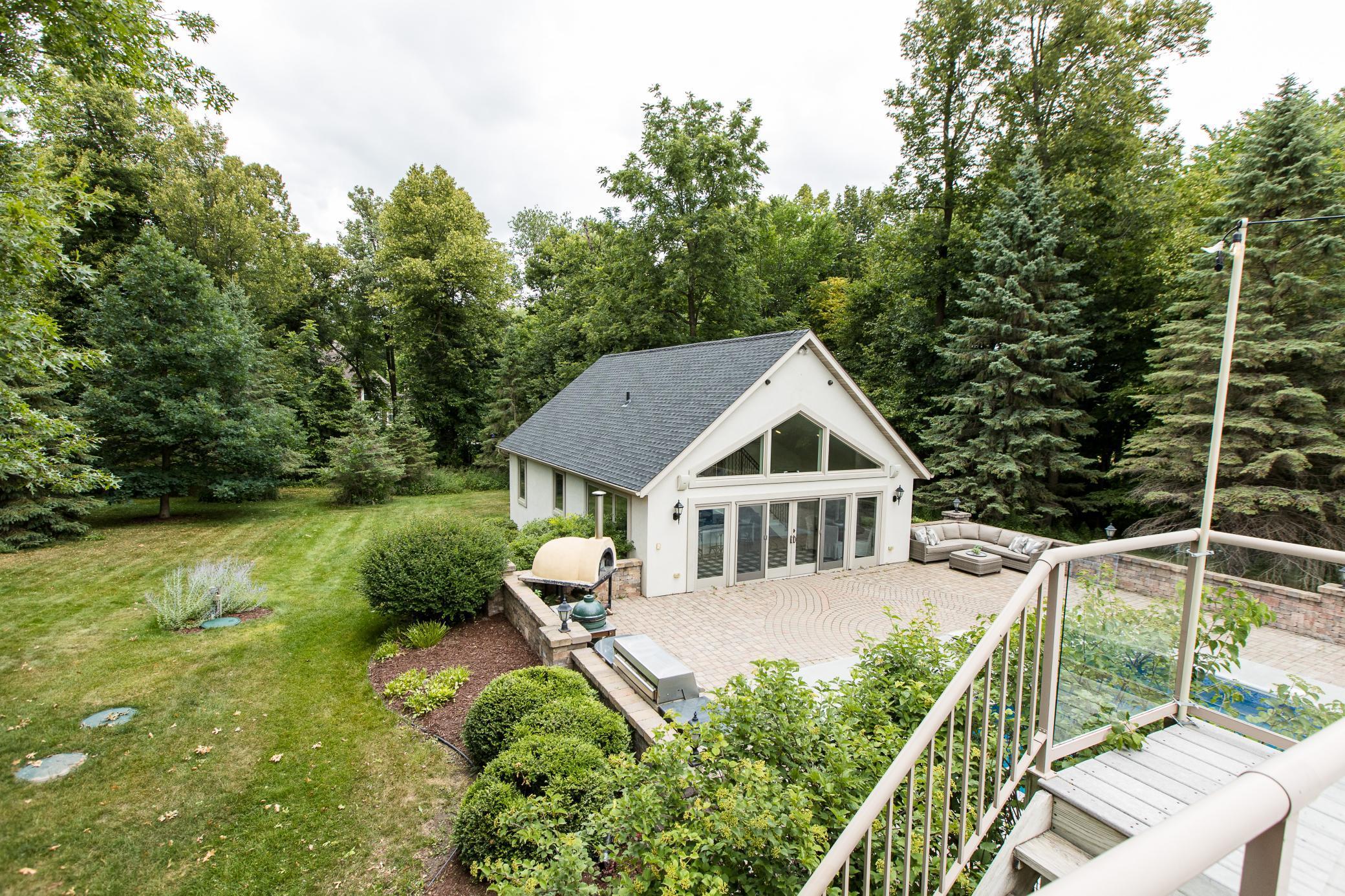 1096 Weatherhill Woods Lane Southwest Rochester, MN 55902 - Photo 57 of 79 Gallery Image 57