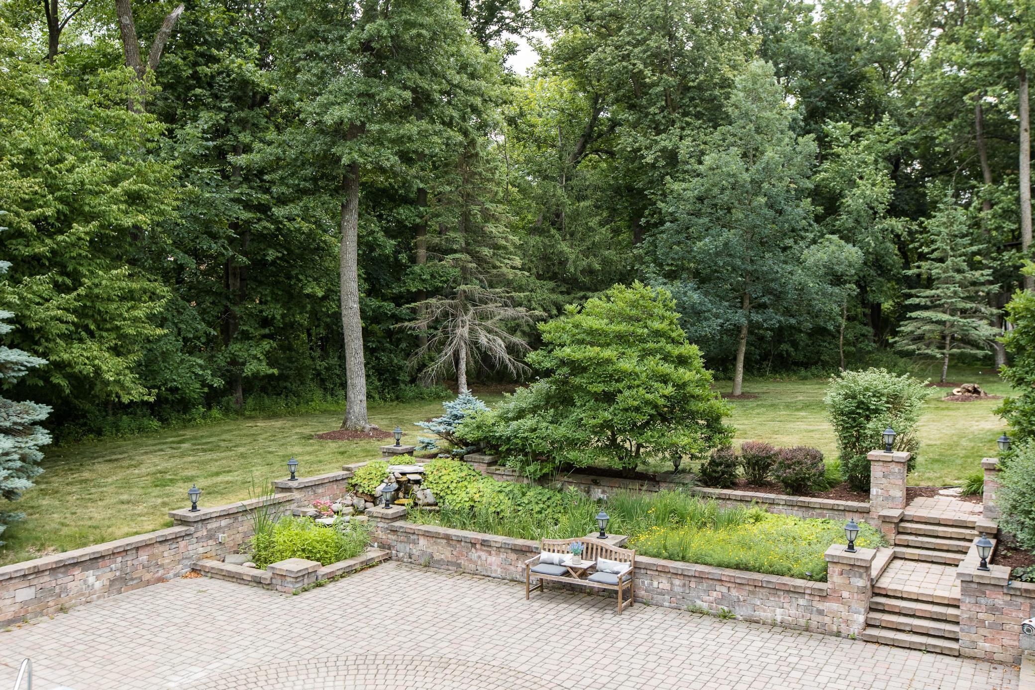 1096 Weatherhill Woods Lane Southwest Rochester, MN 55902 - Photo 58 of 79 Gallery Image 58
