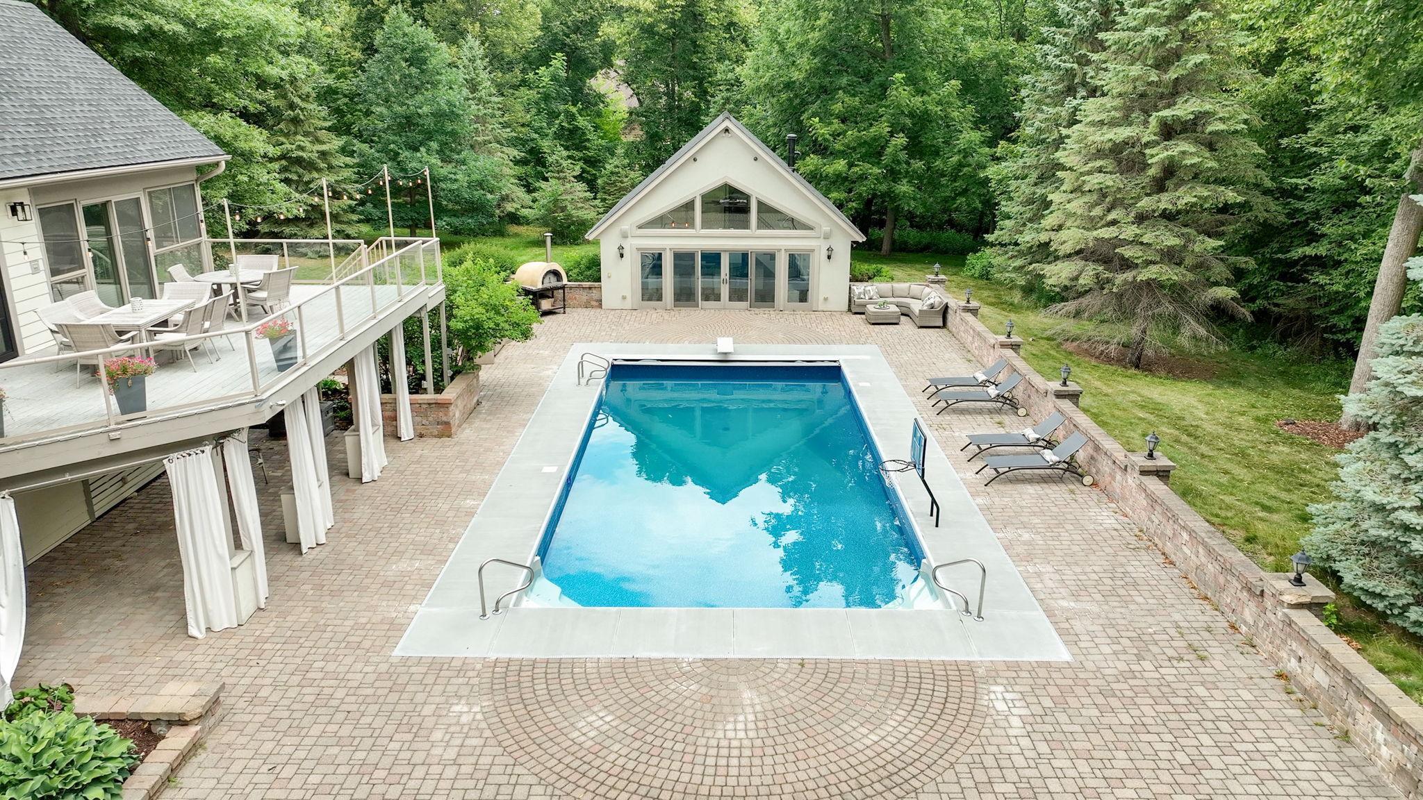 1096 Weatherhill Woods Lane Southwest Rochester, MN 55902 - Photo 73 of 79 Gallery Image 73