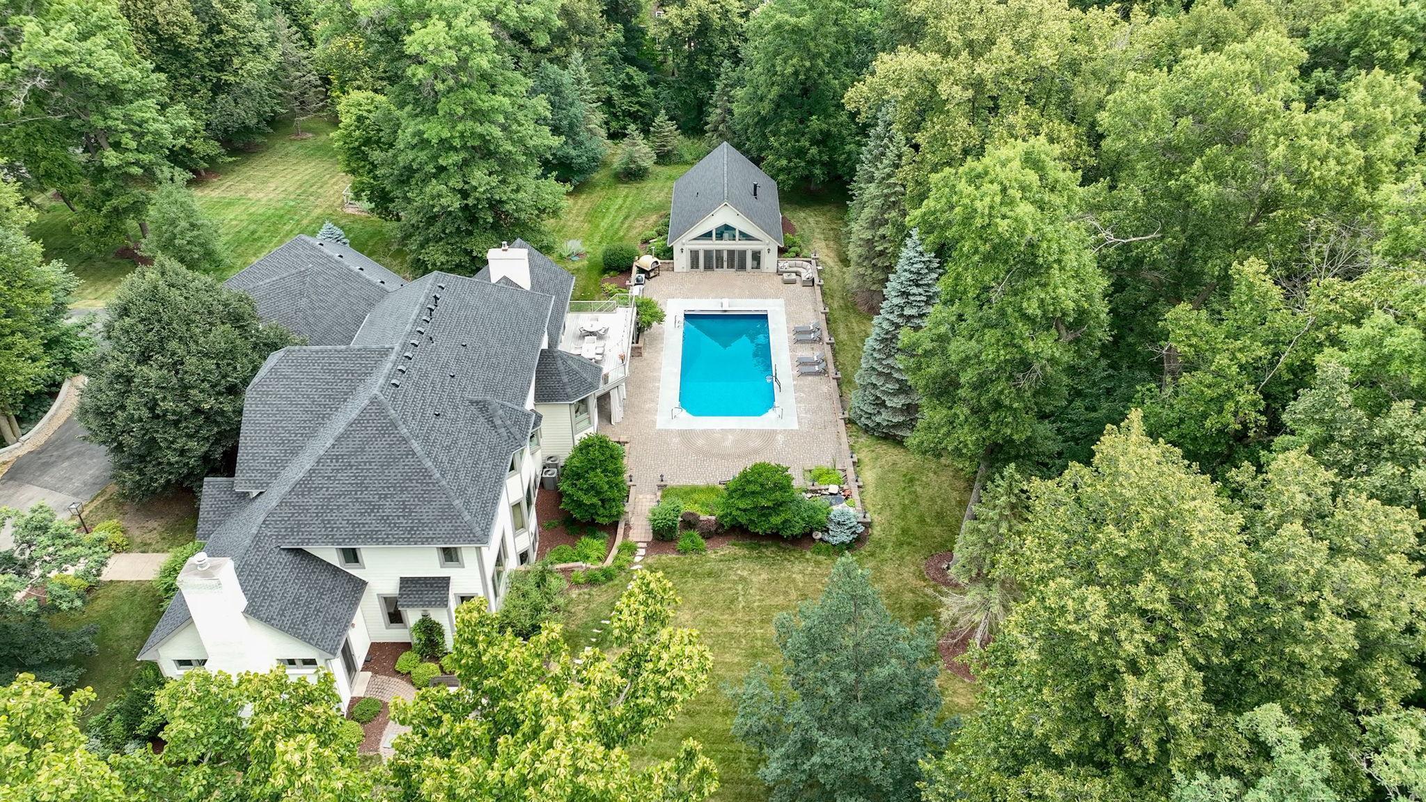 1096 Weatherhill Woods Lane Southwest Rochester, MN 55902 - Photo 76 of 79 Gallery Image 76