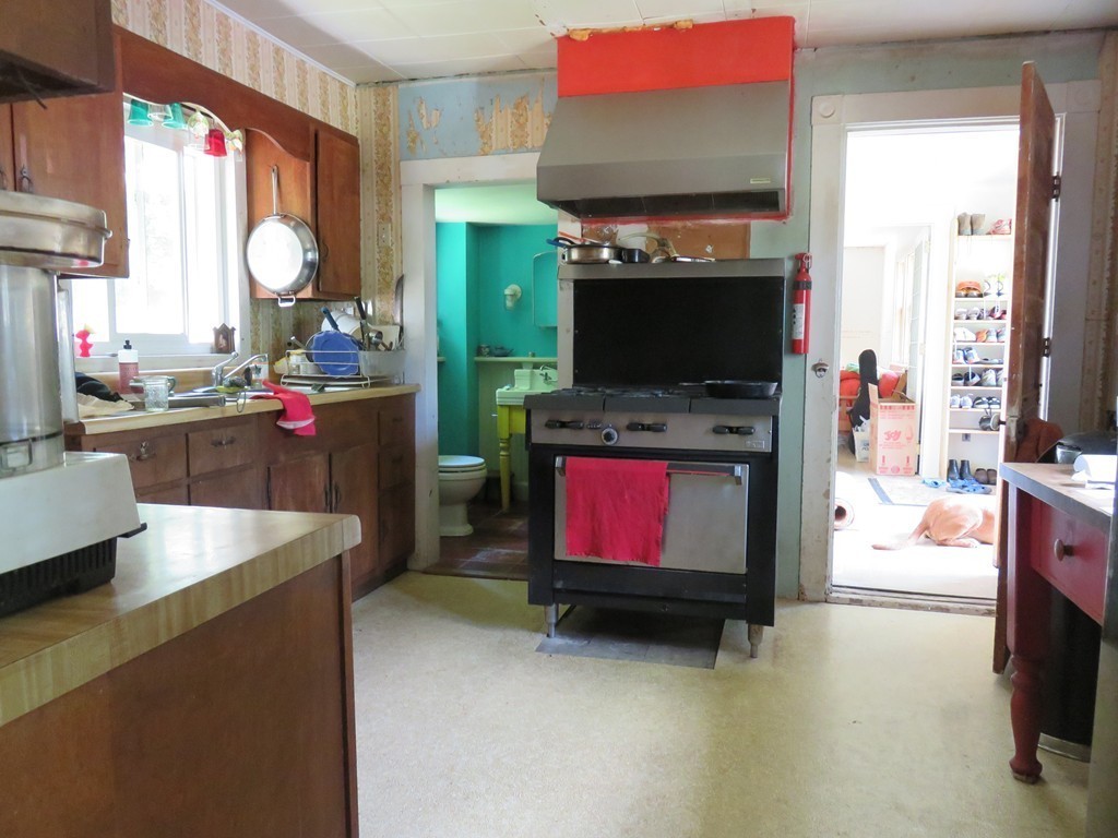 24 Montague Road Leverett, MA 01054 - Photo 5 of 28 Gallery Image 5
