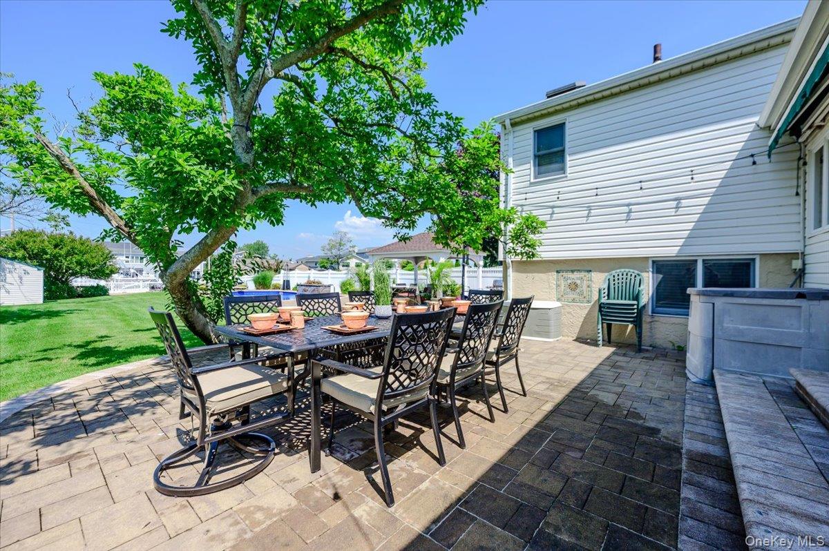 311 Blackheath Road Long Beach, NY 11561 - Photo 22 of 43