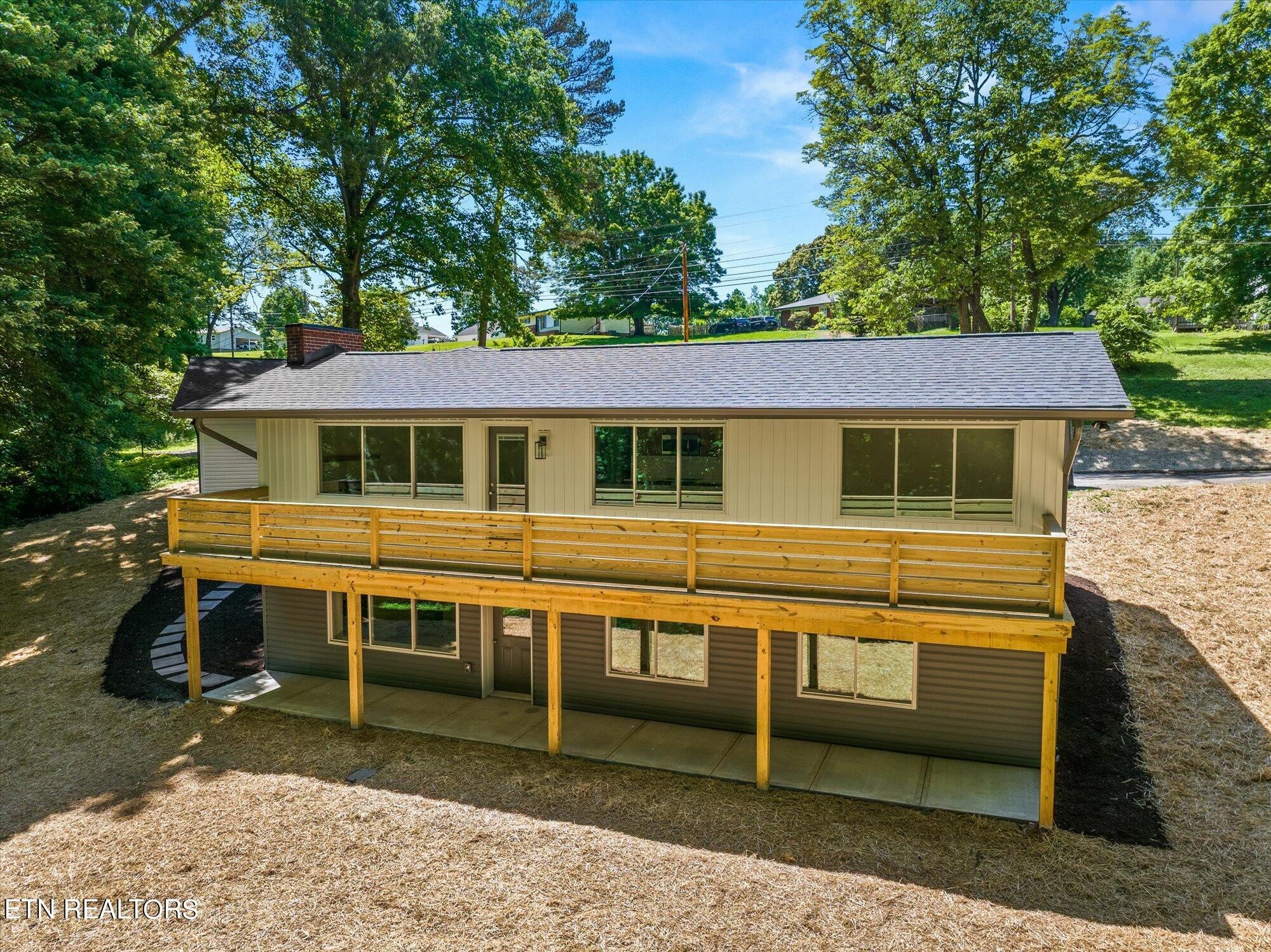 141 Emory Heights Road Harriman, TN 37748 - Photo 3 of 43 Gallery Image 3