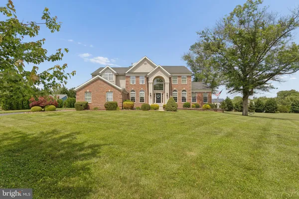 $869,000 | 6 Judys Home Place, Swedesboro, NJ 08085