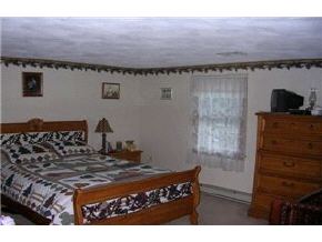 93 R Scobie Pond Road, Unit R Derry, NH 03038 - Photo 7 of 9