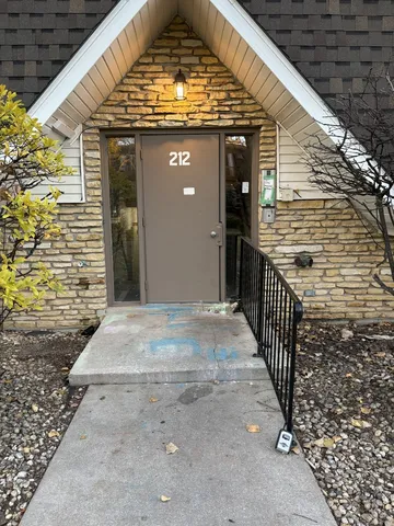 $1,500 | 212 Madison Street, Unit 1B, Joliet, IL 60435