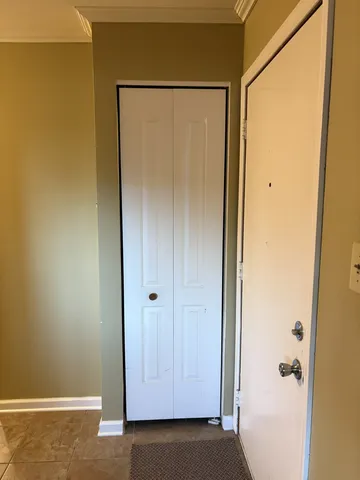 $1,500 | 212 Madison Street, Unit 1B, Joliet, IL 60435