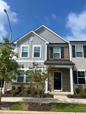 421 Parker Sta Avenue Fuquay-Varina, NC 27526 - Photo 2 of 19 2