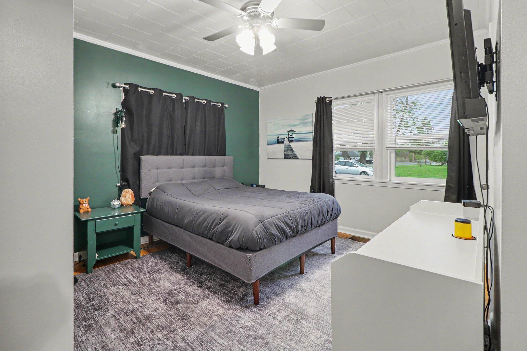 401 North Street Wheeler, IN 46342 - Photo 6 of 17 2038x1359