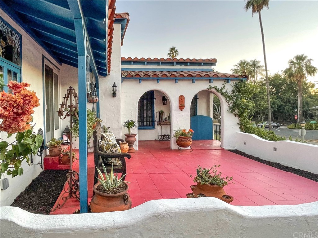 2912 Fairmount Boulevard Riverside, CA 92501 - Photo 2 of 41