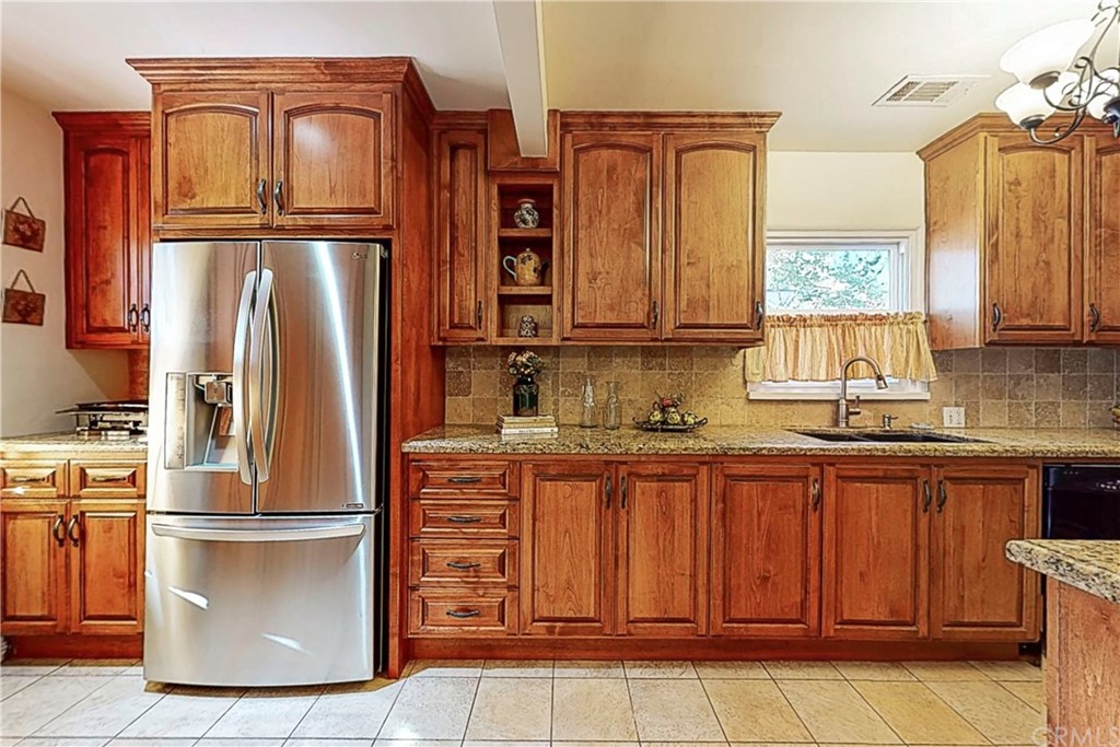 2912 Fairmount Boulevard Riverside, CA 92501 - Photo 14 of 41