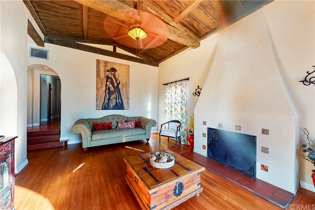 2912 Fairmount Boulevard Riverside, CA 92501 - Photo 8 of 41