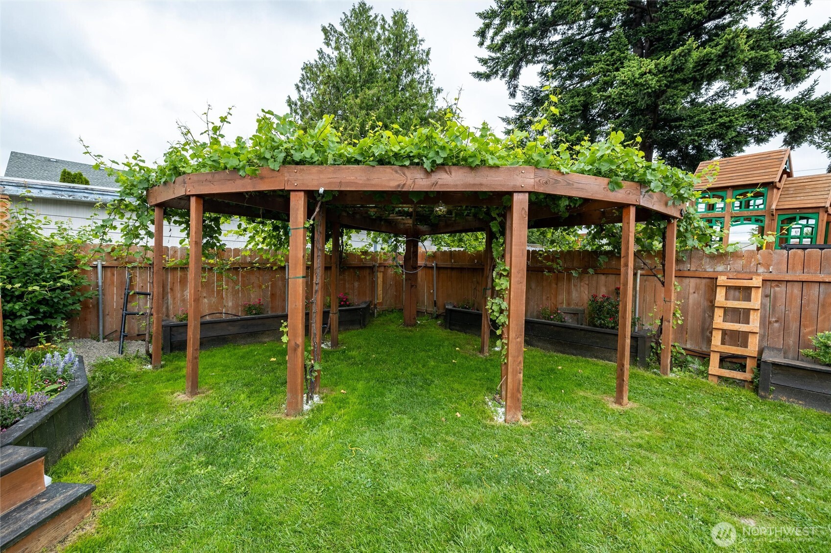 1115 Broad Street Mount Vernon, WA 98274 - Photo 10 of 40