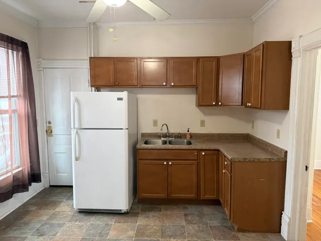 $195,000 | 115 East Parkway Avenue, Oshkosh, WI 54901