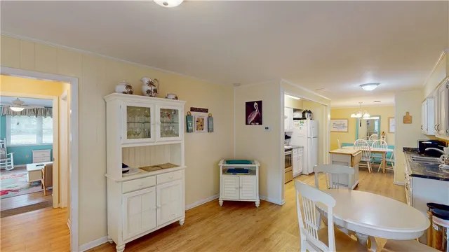 $1,075,000 | 913 Beachview Drive North, Jekyll Island, GA 31527