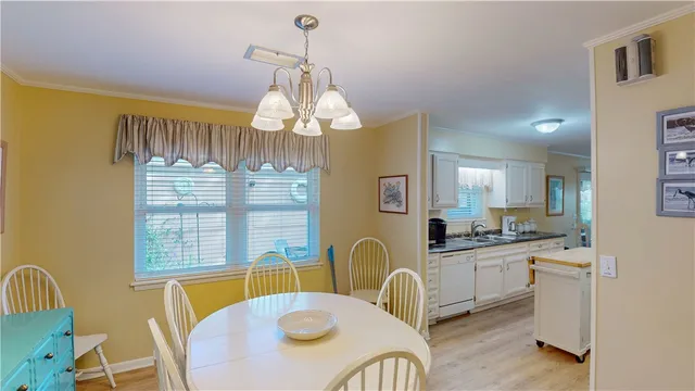 $1,075,000 | 913 Beachview Drive North, Jekyll Island, GA 31527