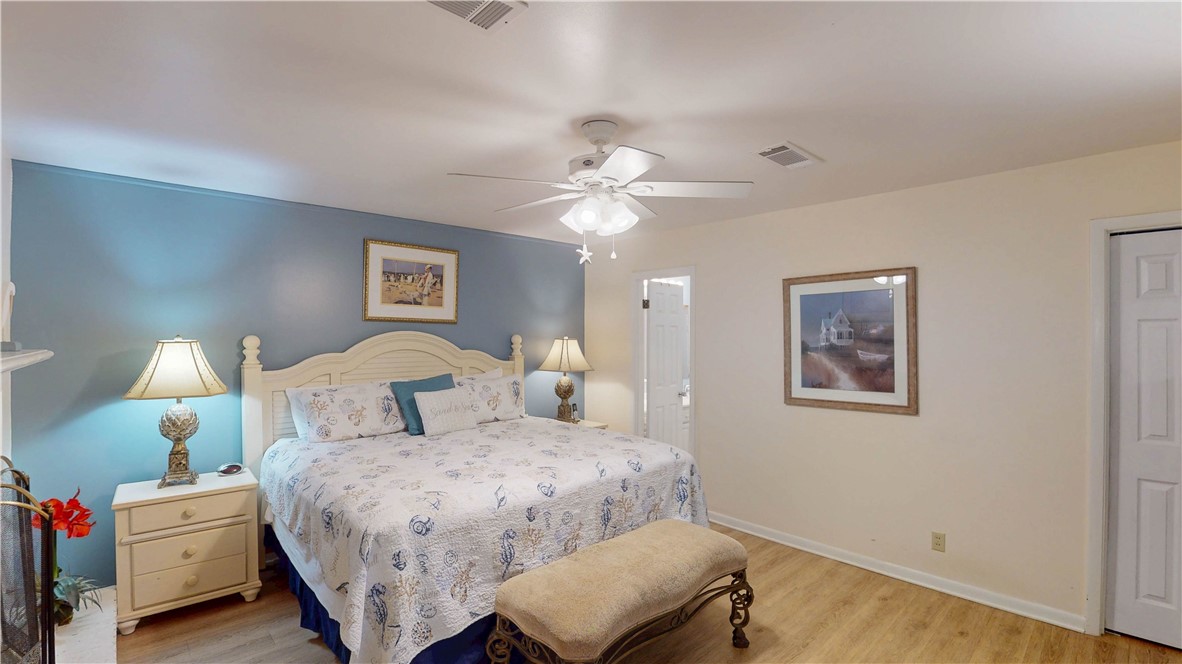 913 Beachview Drive North Jekyll Island, GA 31527 - Photo 18 of 43