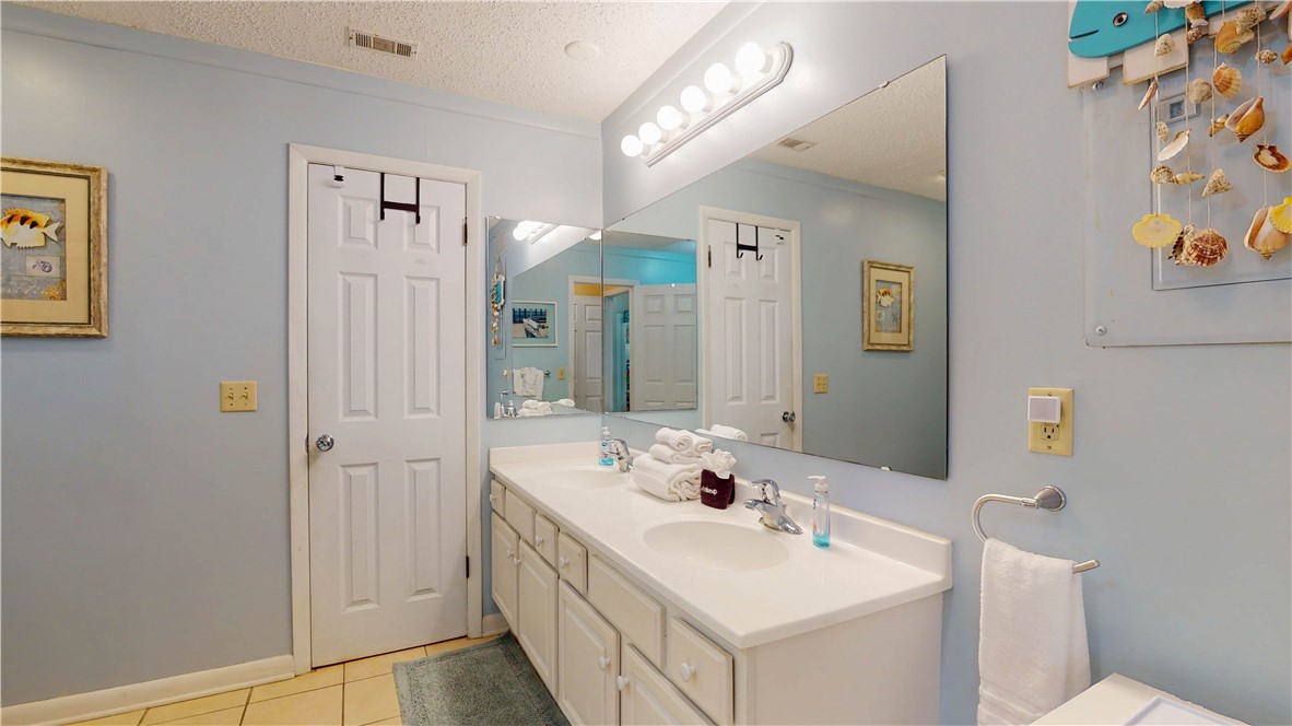 913 Beachview Drive North Jekyll Island, GA 31527 - Photo 21 of 43