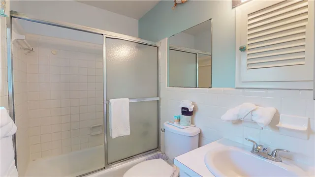 $1,075,000 | 913 Beachview Drive North, Jekyll Island, GA 31527