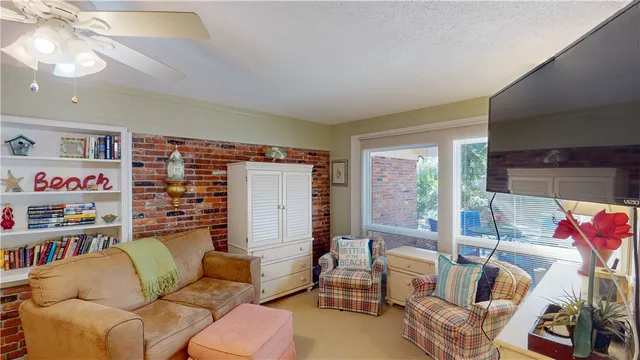 $1,075,000 | 913 Beachview Drive North, Jekyll Island, GA 31527