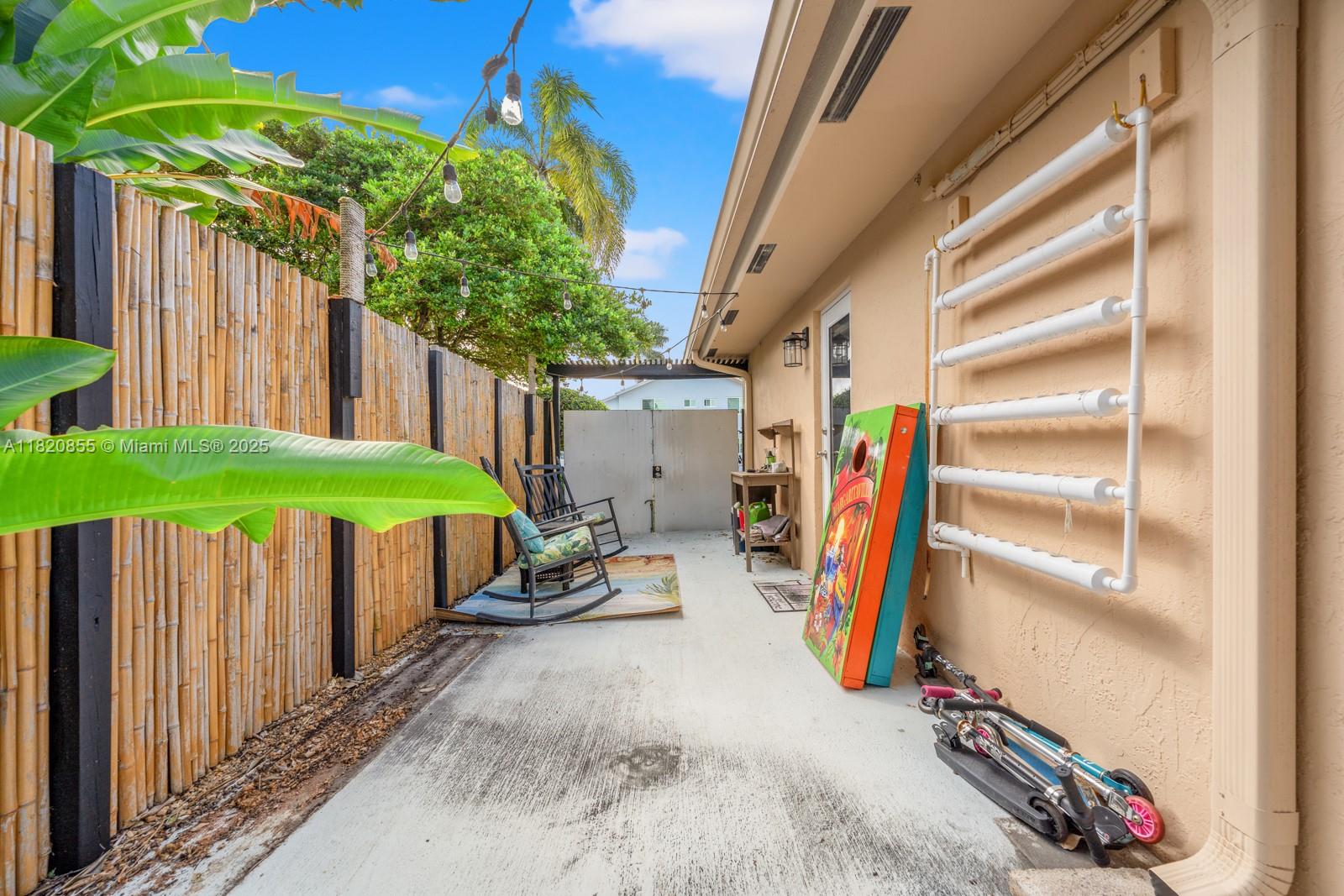 12821 Southwest 148th Street Road Miami, FL 33186 - Photo 15 of 42 Gallery Image 15