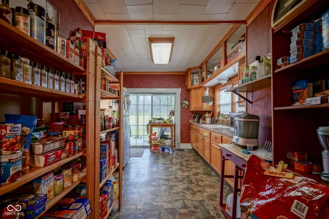 $265,000 | 632 South Washington Street, Morristown, IN 46161