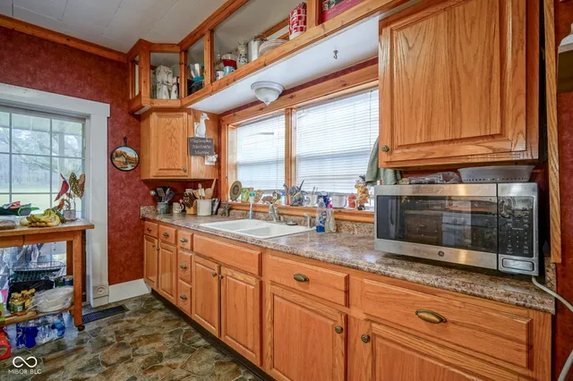 $265,000 | 632 South Washington Street, Morristown, IN 46161