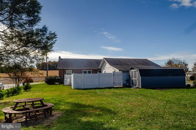 $305,000 | 1815 Windsor Road, Red Lion, PA 17356