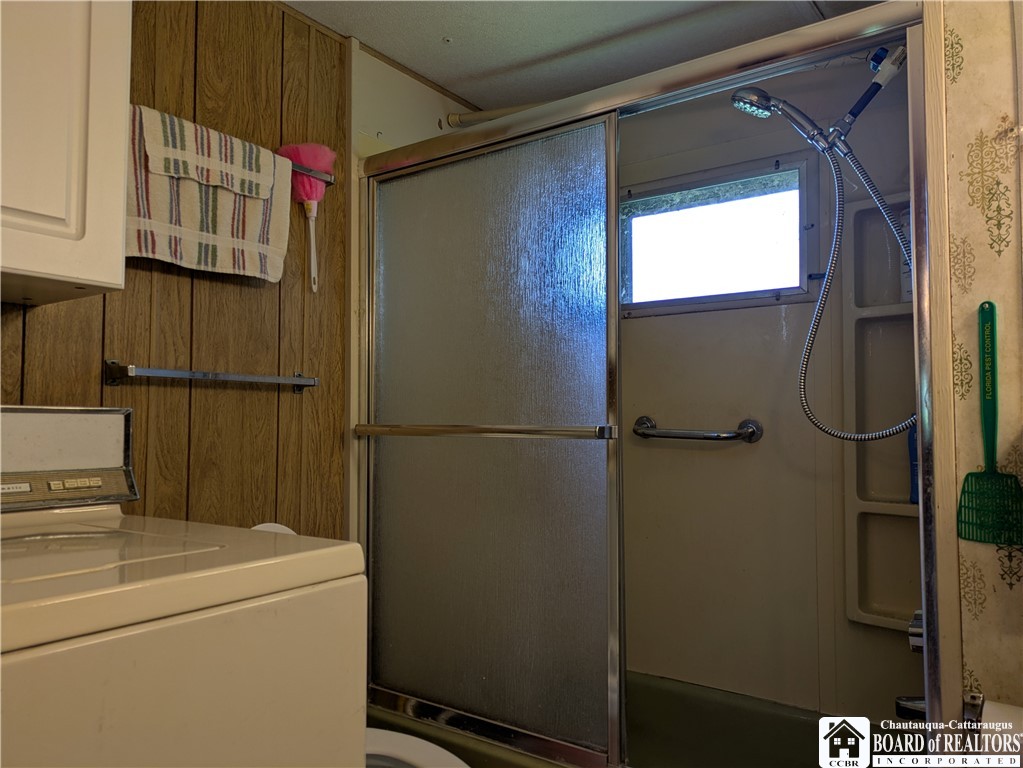 6 Burton Avenue Ripley, NY 14775 - Photo 17 of 25 Guest bathroom tub/shower