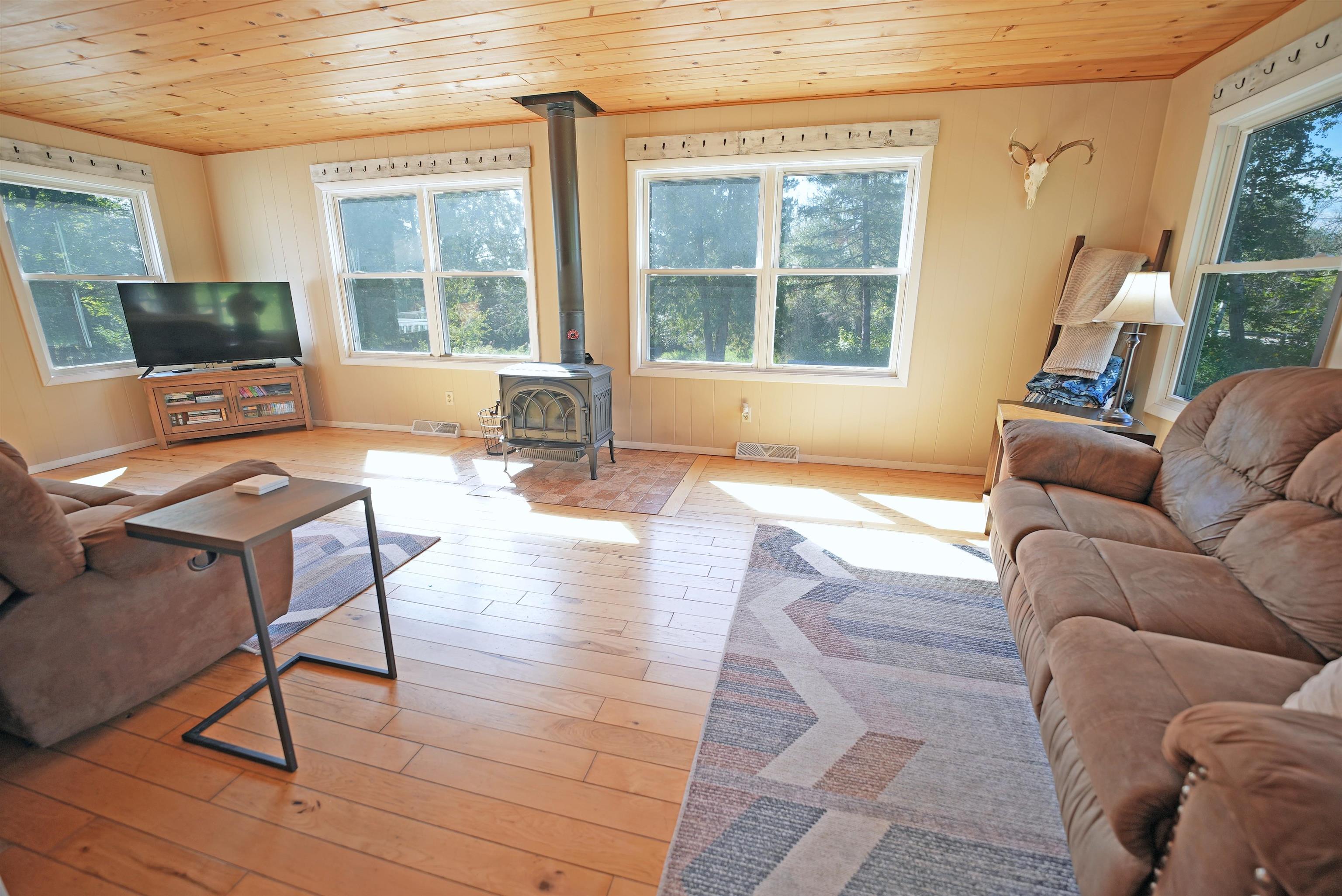 N2954 North 23rd Road Coleman, WI 54112 - Photo 4 of 23 Gallery Image 4