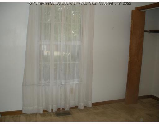 94 Fox Run Road Hurricane, WV 25526 - Photo 6 of 8 Master Bedroom.