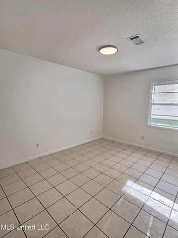 $1,295 | 123 Stennis Avenue, Ocean Springs, MS 39564