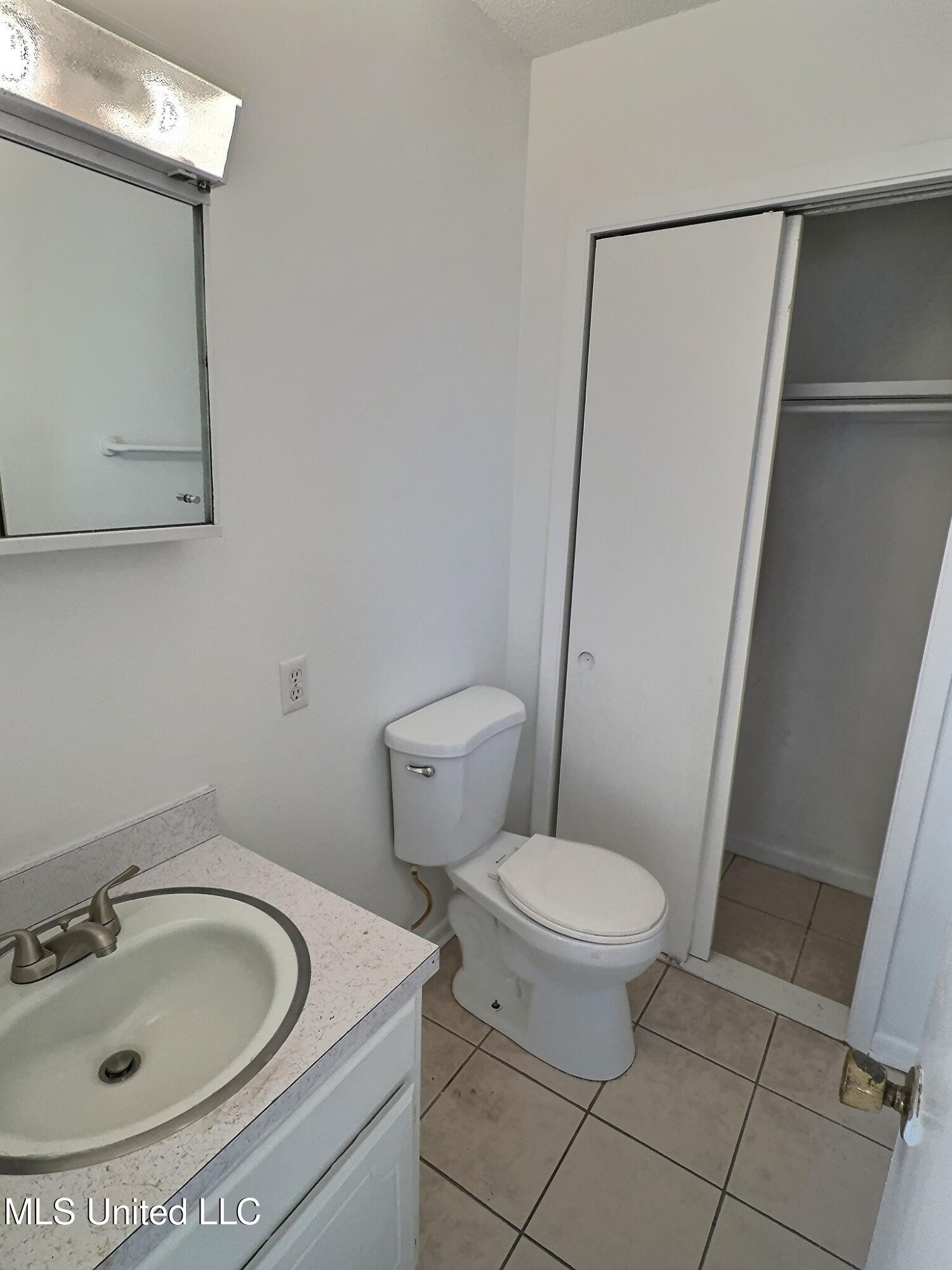 123 Stennis Avenue Ocean Springs, MS 39564 - Photo 18 of 20 exposio_132797711