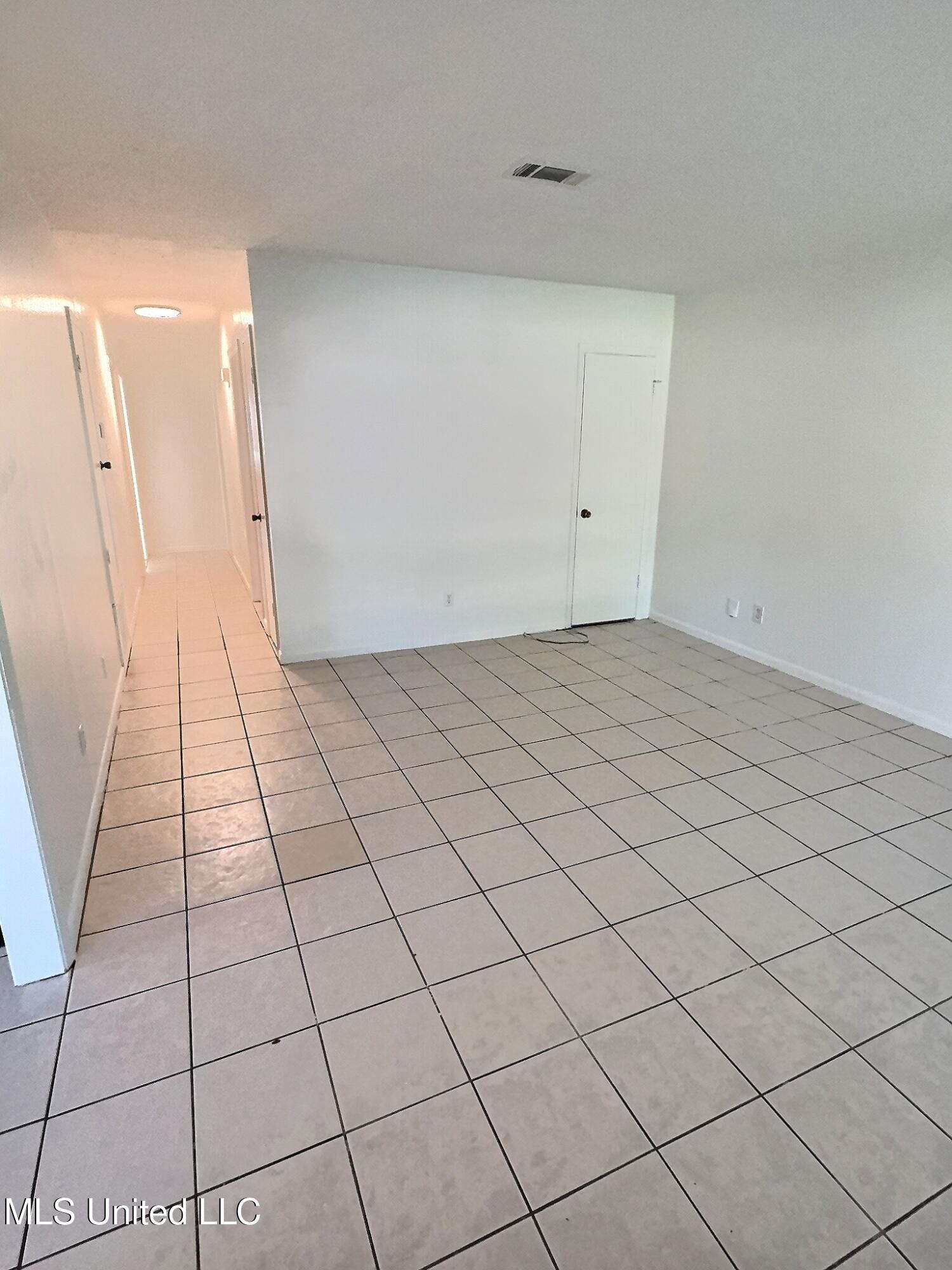 123 Stennis Avenue Ocean Springs, MS 39564 - Photo 5 of 20 exposio_132797871