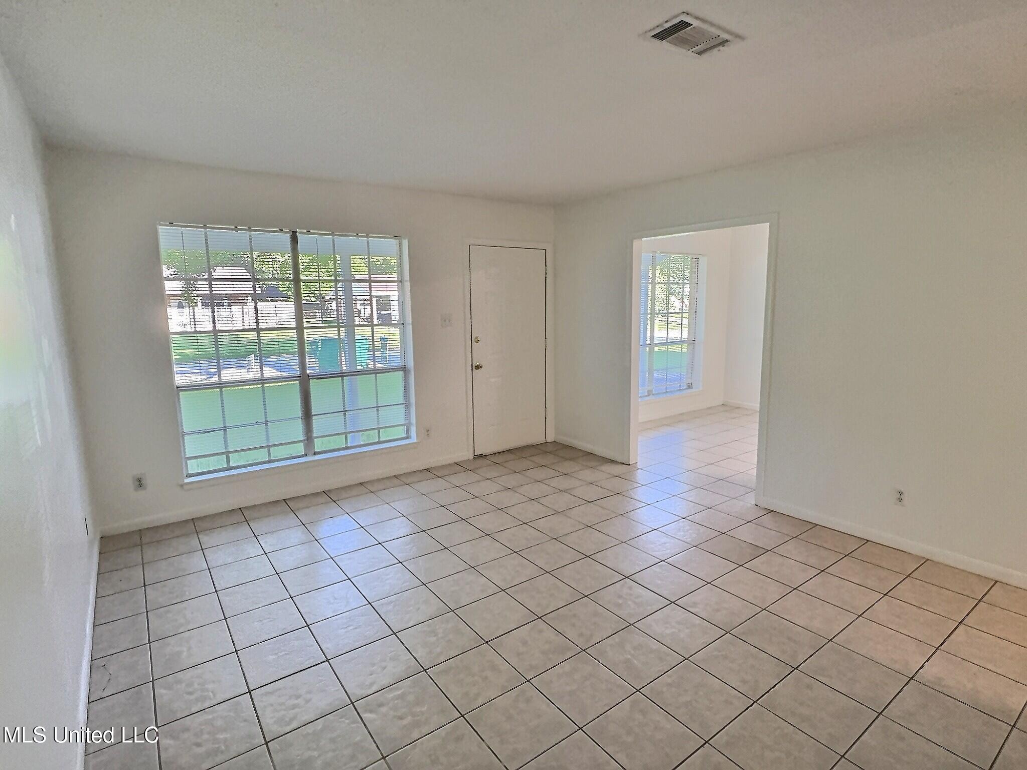 123 Stennis Avenue Ocean Springs, MS 39564 - Photo 7 of 20 exposio_132797754