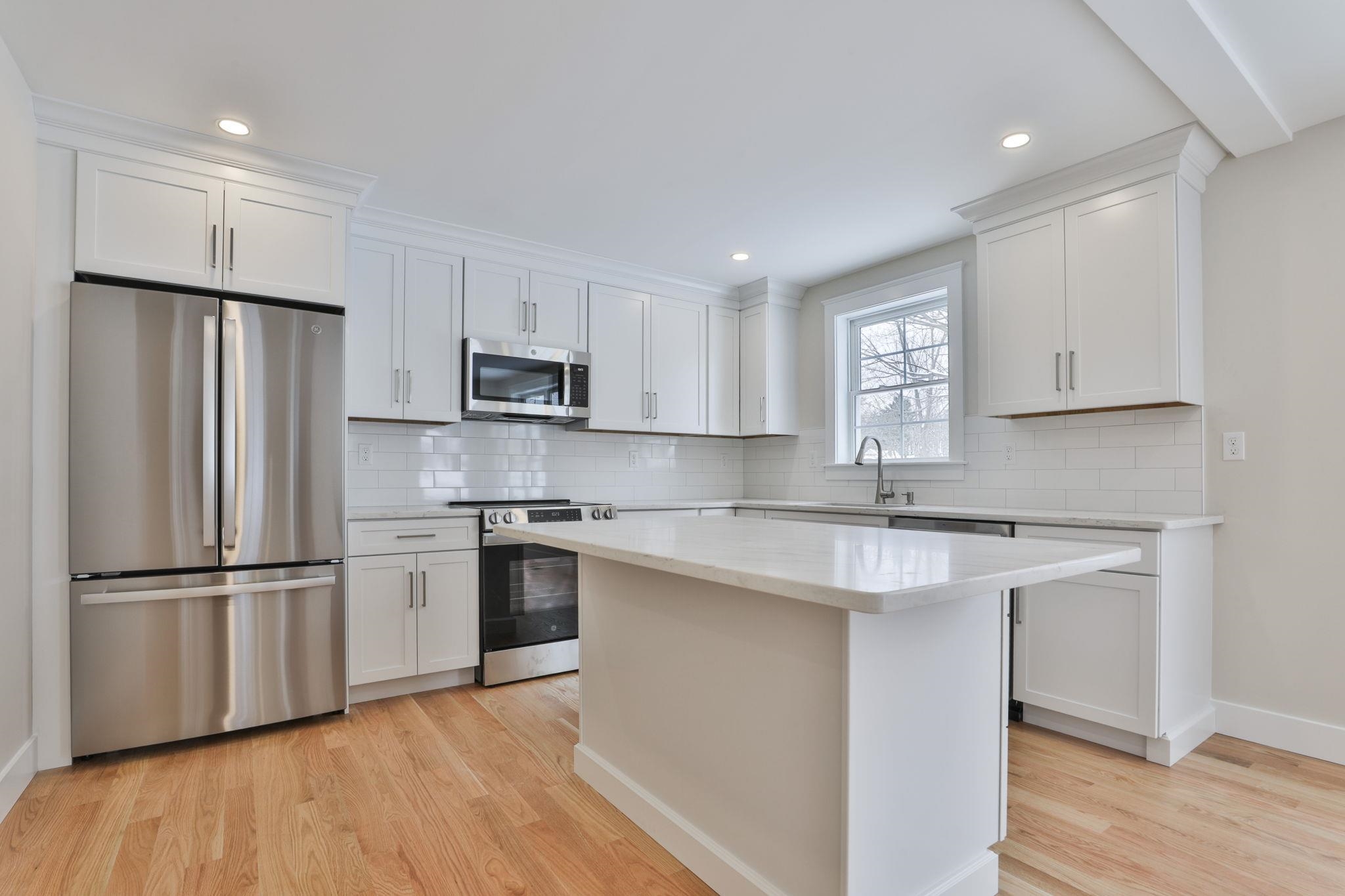 140 Maynard Avenue Manchester, NH 03103 - Photo 15 of 39