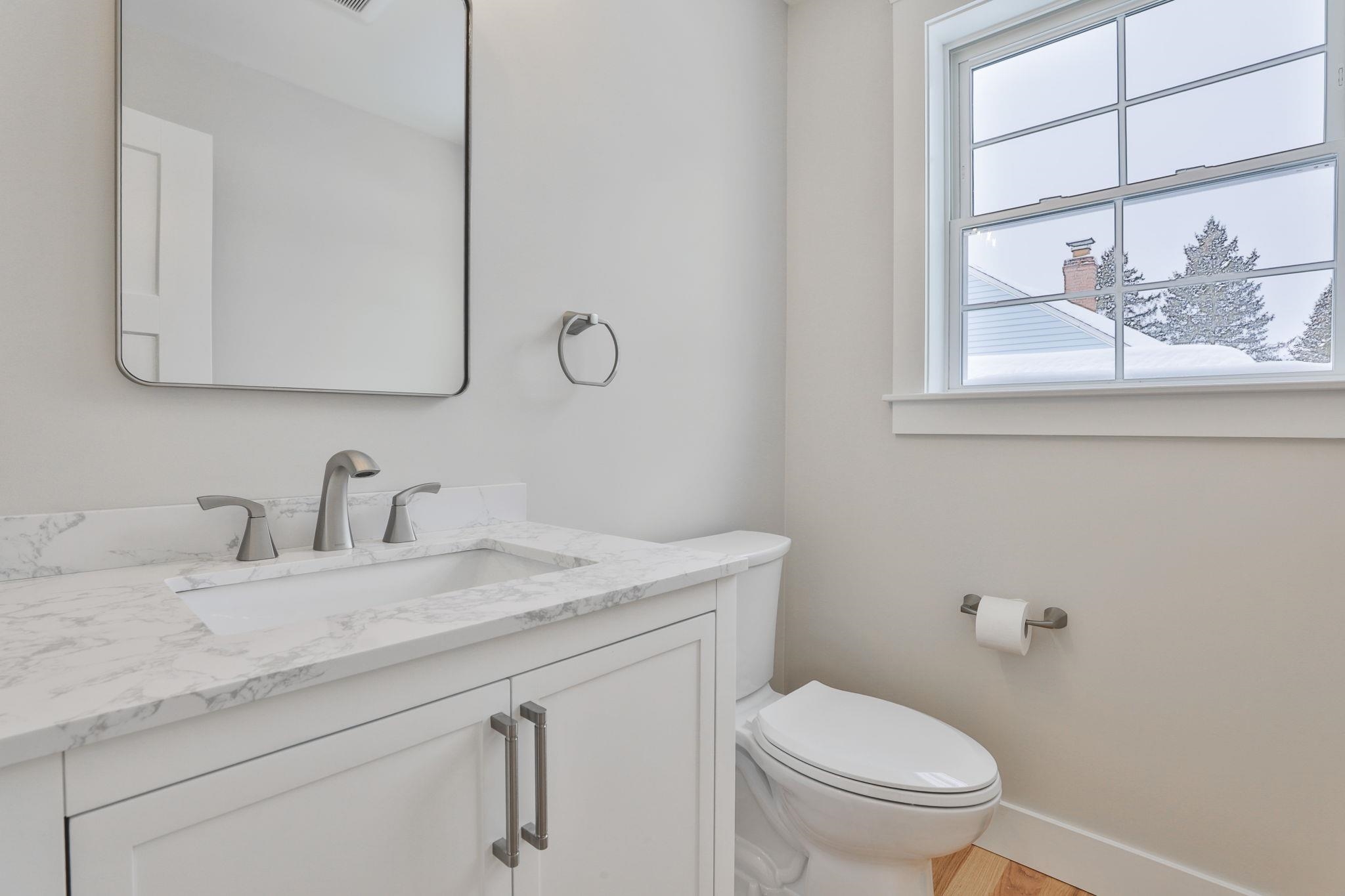 140 Maynard Avenue Manchester, NH 03103 - Photo 19 of 39