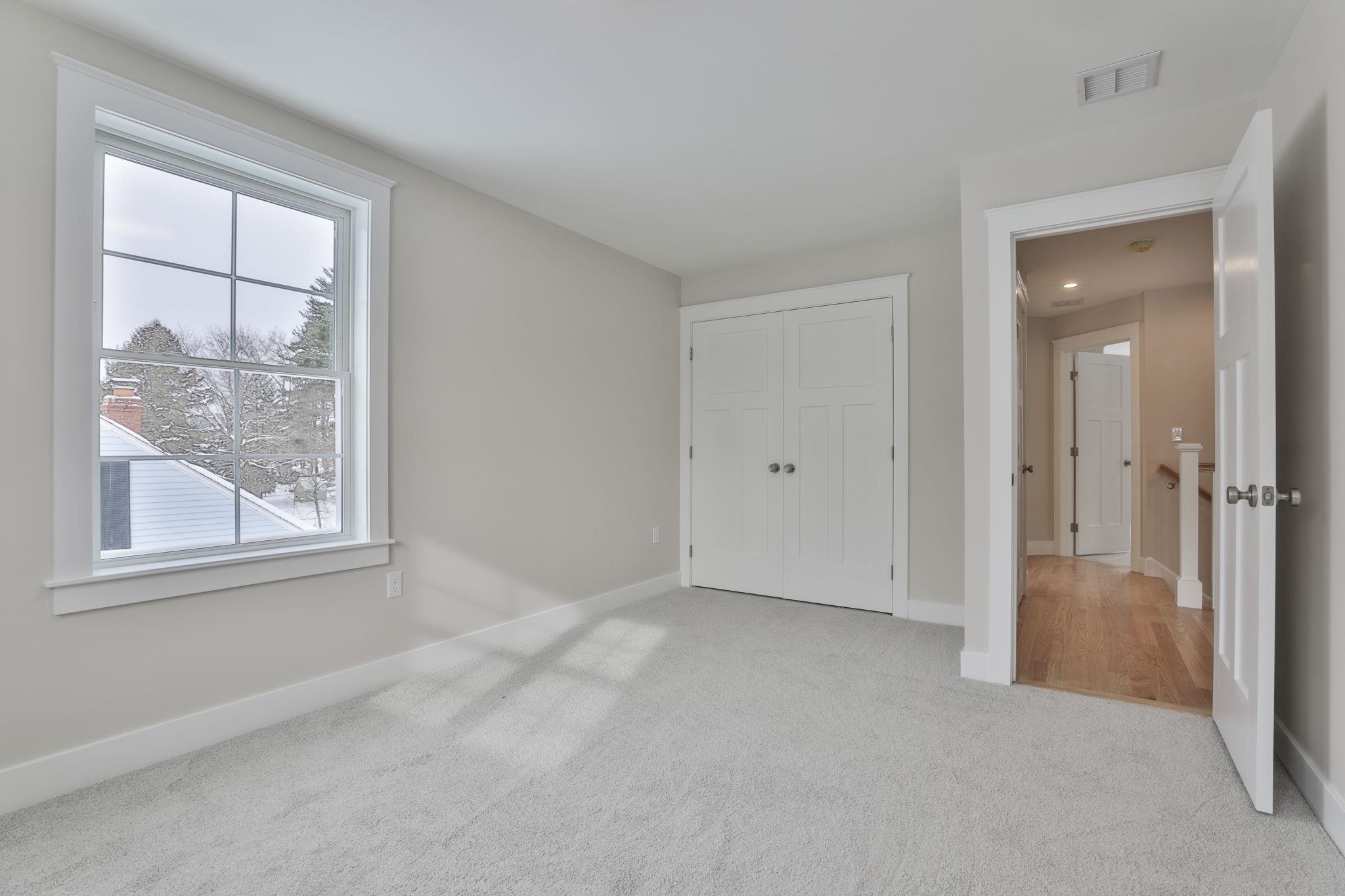 140 Maynard Avenue Manchester, NH 03103 - Photo 26 of 39