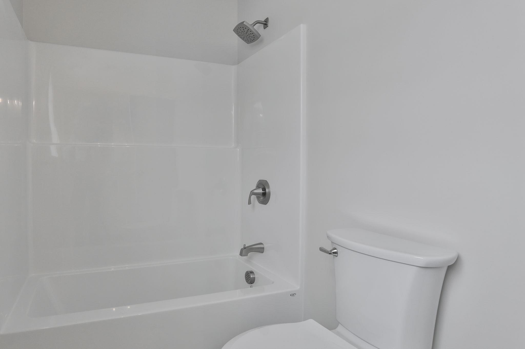 140 Maynard Avenue Manchester, NH 03103 - Photo 28 of 39