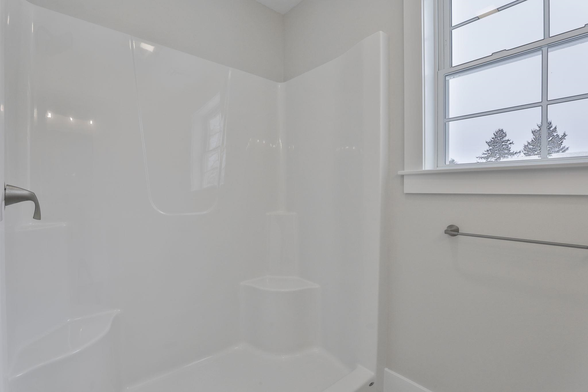 140 Maynard Avenue Manchester, NH 03103 - Photo 33 of 39