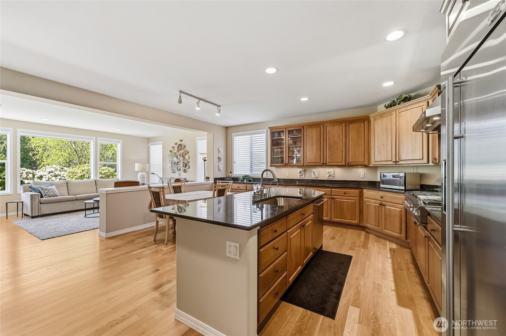 24035 Northeast Adair Road Redmond, WA 98053 - Photo 12 of 40