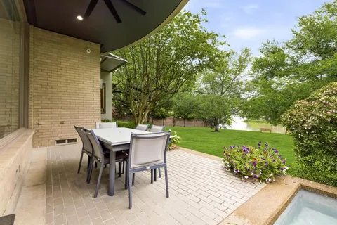$1,900,000 | 9 Hallshire Court, Dallas, TX 75225