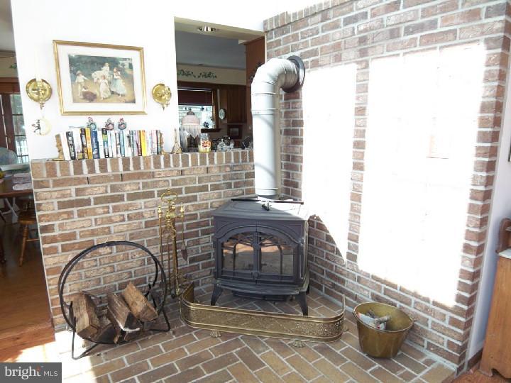 55 Layton Road Pilesgrove, NJ 08098 - Photo 7 of 25