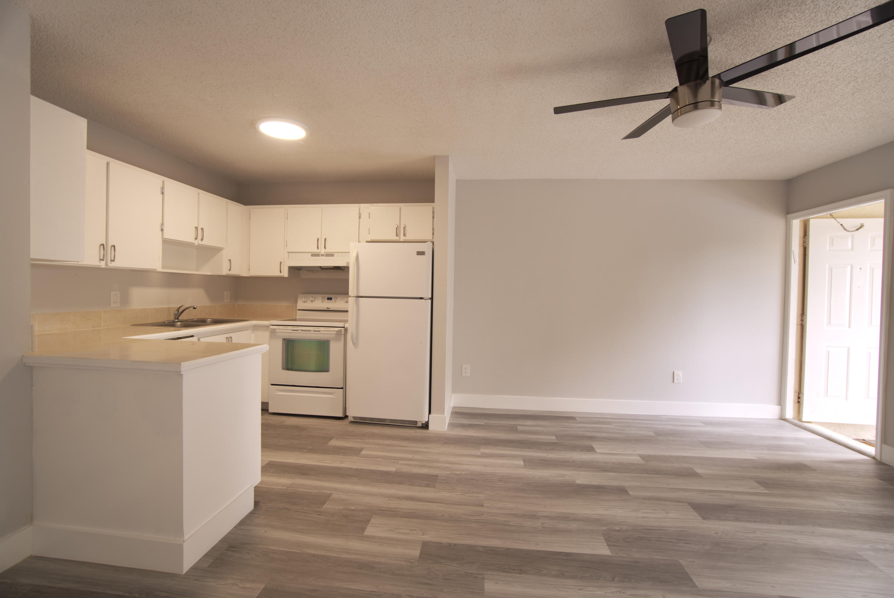23378 Southwest 57th Avenue, Unit 206 Boca Raton, FL 33428 - Photo 2 of 26 9