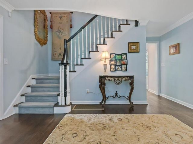 a view of entryway and hall